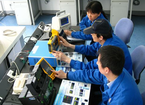 國家電爐質量監督檢驗中心對（duì）本公司（sī）產品（pǐn）進行質量檢測